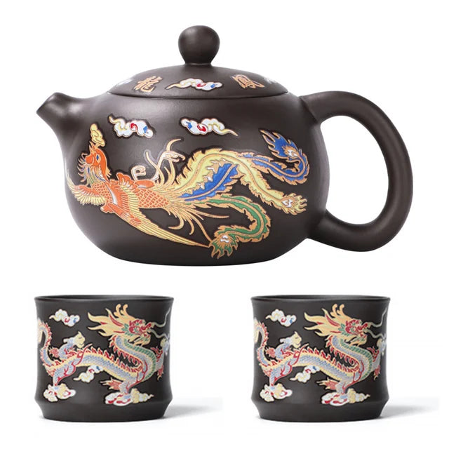 "Dragon's Brew: Color-Changing Clay Teapot - Handcrafted Elegance for Tea Enthusiasts!"